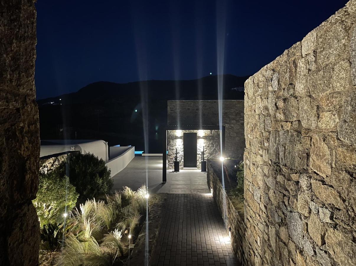 Mykonos Town Black And White Villas Ftelia - Mykonos מראה חיצוני תמונה